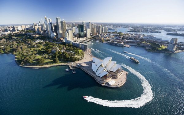 beautiful_water_view_of_sydney_city_of_australia