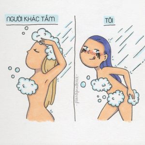 Đừng vội nghĩ rằng con gái khi tắm thì ai ai cũng đẹp, mịn và thơm như trong phim nhé! Lầm to rồi đấy các chàng trai. Bởi vì sẽ có những cô gái "lầy lội" kinh khủng trong phòng tắm. Họ làm cho mình lem nha lem nhem, rồi hú hét múa hát đủ thể loại trong đó...