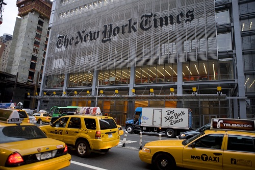 The New York Times là nguồn tài liệu tham khảo hữu ích dành cho các thí sinh ôn thi SAT