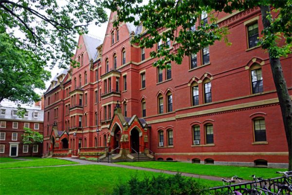 dai-hoc-havard