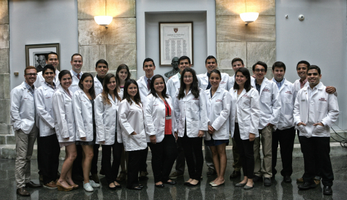 Sinh viên y khoa của Đại học Harvard. Ảnh: LMSA