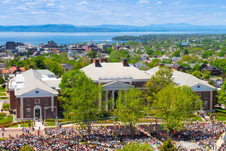 khuon-vien-dai-hoc-vermont