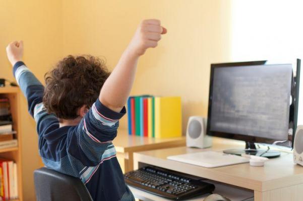 Khóa học “Online course” mang lại rất nhiều tiện ích cho người học trực tuyến