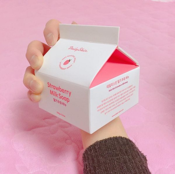 ssdh-strawberry-milk-soap1