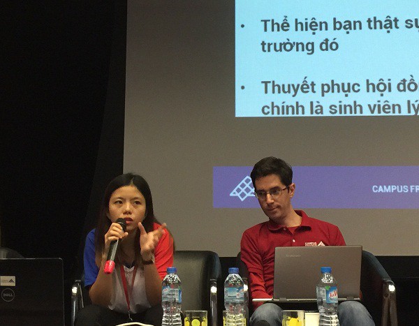 Diễn giả Mỹ Linh (trái) - tốt nghiệp đại học Montepellier, Pháp.