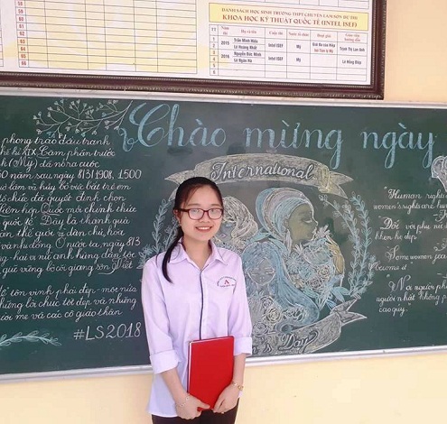 Hà có một bảng bảng thành tích học tập đáng nể