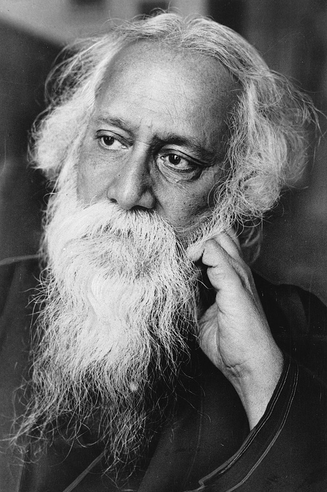 Đại thi hào Rabindranath Tagore (1861-1941).
