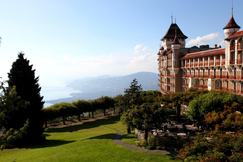 ssdh-swiss-hotel-management-school-shms