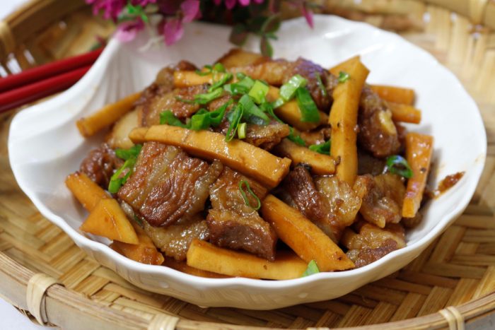 ssdh-thit-kho-dua
