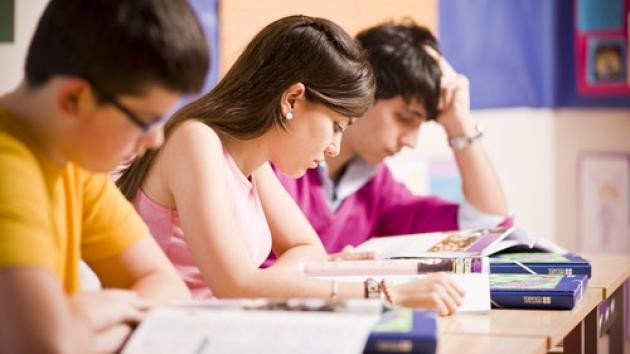 Hiện tại kh&ocirc;ng c&oacute; luật sư n&agrave;o c&oacute; bằng h&agrave;nh nghề luật l&agrave; người Việt ở Anh - SSDH