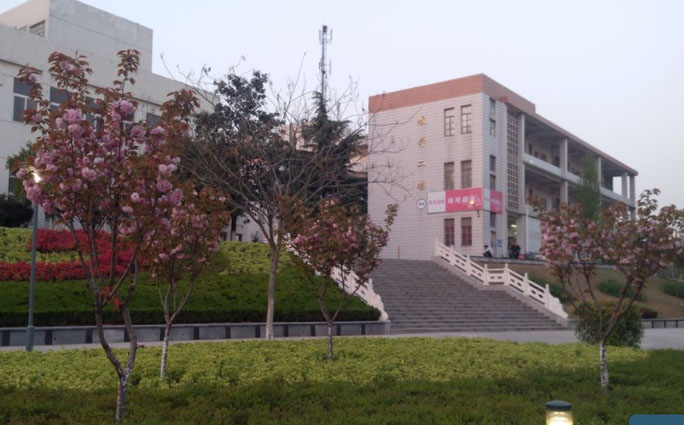dai-hoc-khoa-hoc-va-cong-nghe-Jiangsu