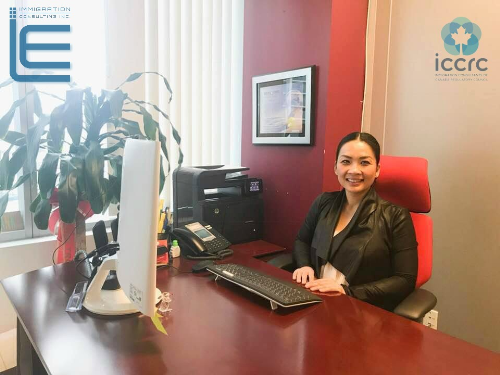 Luật sư Minh Châu - thành viên ICCRC thuộc Chính phủ Canada.