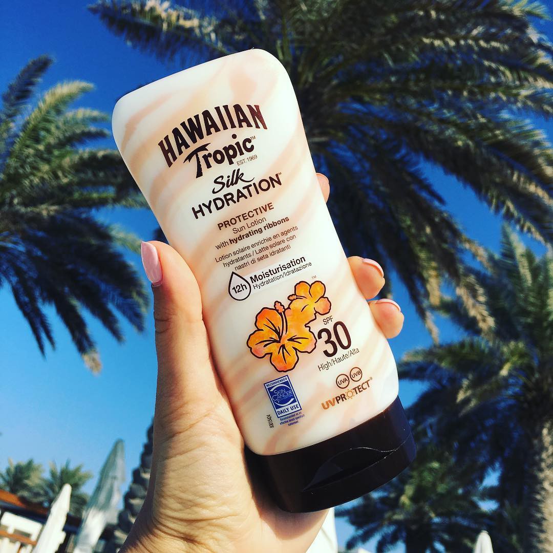 ssdh-Hawaiian-Tropic-Sheer-Touch-Sunscreen-SPF30