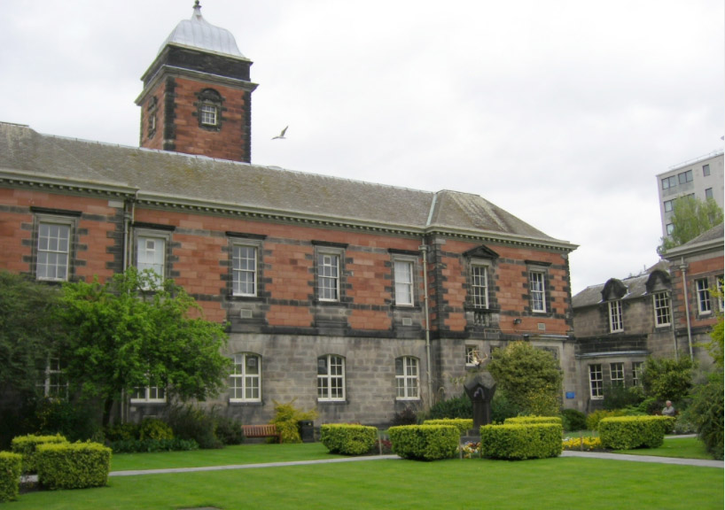 dai-hoc-Dundee