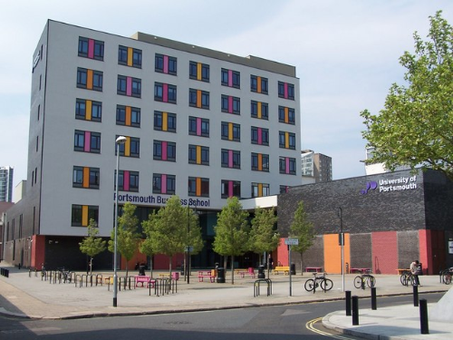 Đại học Portsmouth tọa lạc tại thành phố cảng Portsmouth êm đềm, các bạn quan tâm ngành quản trị du lịch khách sạn có thể tìm hiểu thêm thông tin về trường qua Du học Visco.