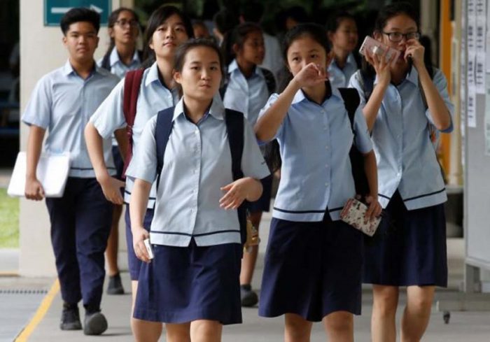 Trường trung học học sinh sẽ được học các kiến thức tập trung để thi vào đại học 