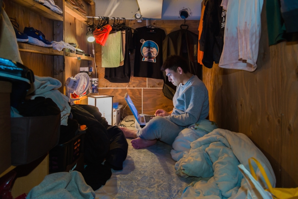 &copy; Won Kim - Enclosed: Living Small