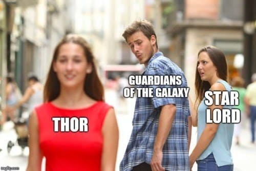 Dù chỉ mới xuất hiện nhưng cả nhóm Guardians of the Galaxy đã "ngóng" theo Thor mà quên ngay Star-Lord là ai.