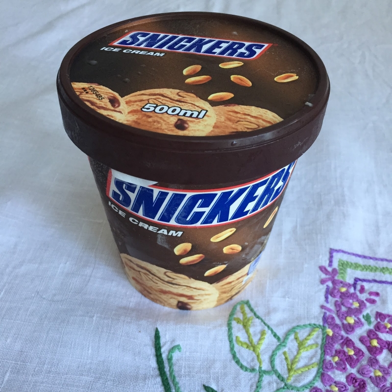 ssdh-snickers-chocolate-ice-cream