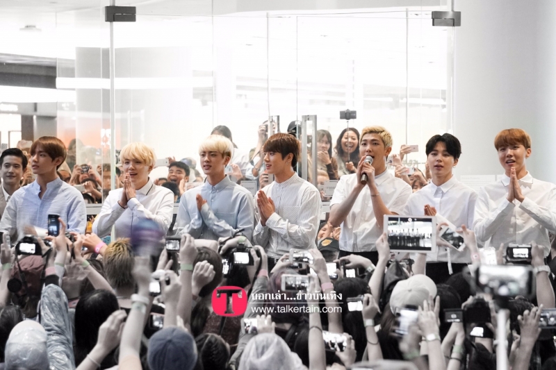 Nhóm nhạc BTS - Đại diện Làn sóng Hallyu thu hút sự chú ý của Truyền thông bất cứ khi nào nhóm xuất hiện- Nguồn: talkertain.com