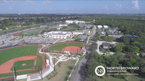 Trường North Broward School tọa lạc tại Fort Lauderdale, Florida, Mỹ.