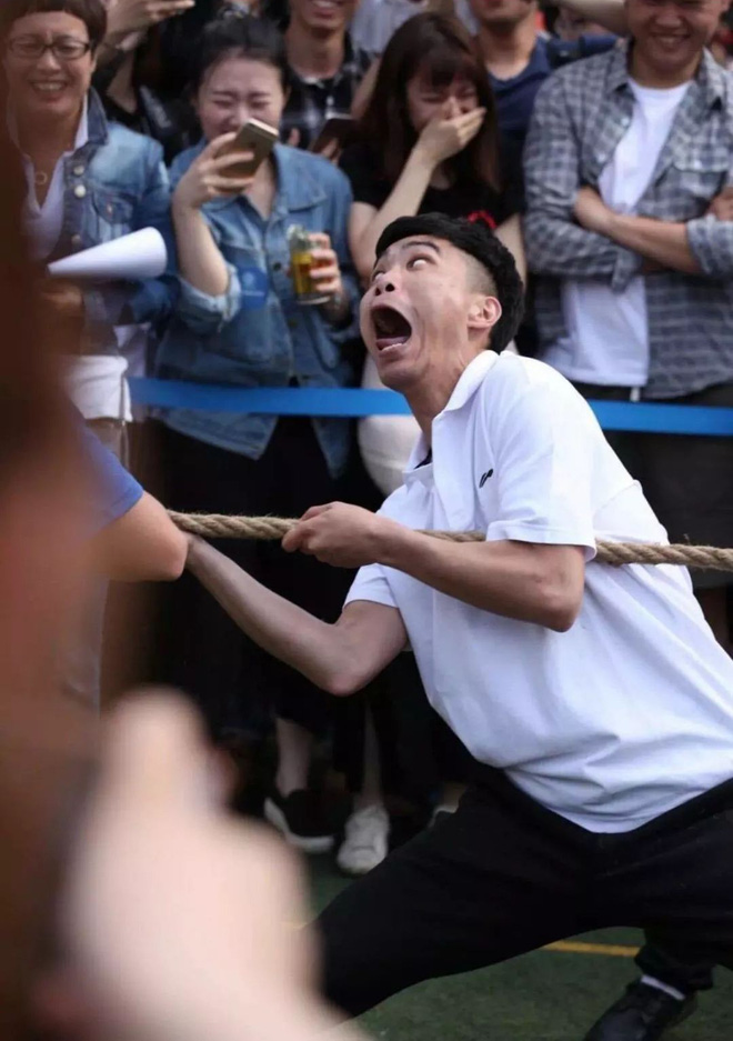 Sự quyết tâm đã thể hiện hết trên khuôn mặt thầy