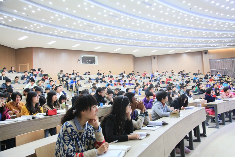 Các công ty học thuê, thi hộ đang giúp các du học sinh Trung Quốc hoàn thành giấc mơ Mỹ bằng những mánh khóe vô cùng tinh vi.