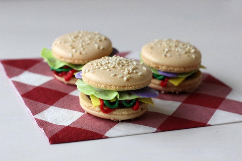 ssdh-hamburger-cupcake