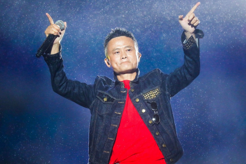 Jack Ma: "Bạn phải quen với thất bại, tôi từng được 1 điểm Toán thi vào đại học và là người duy nhất trong 24 ứng viên bị KFC từ chối vì không ưa nhìn và thấp bé"