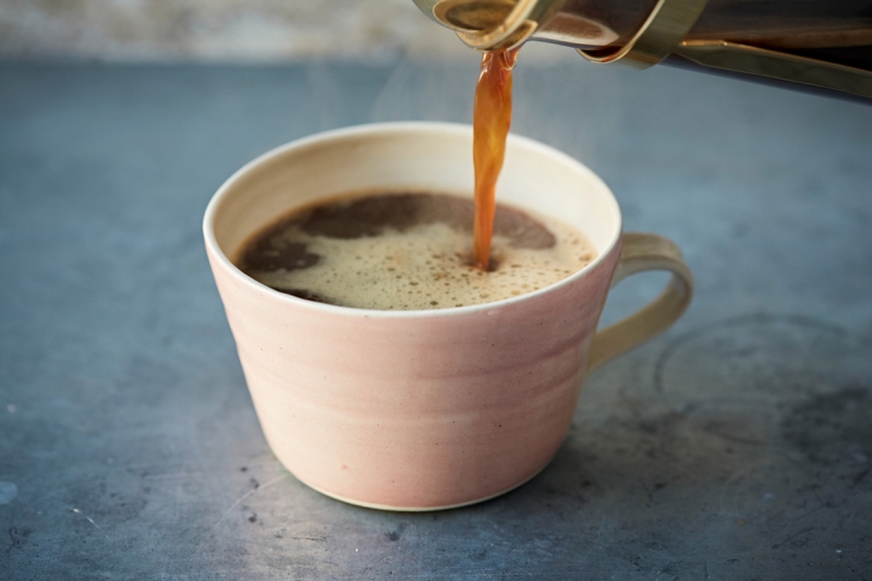 Caffeine là thứ không thể thiếu khi bạn thức đêm 