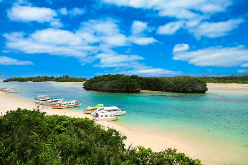 57941775 - kabira bay okinawa ishigaki