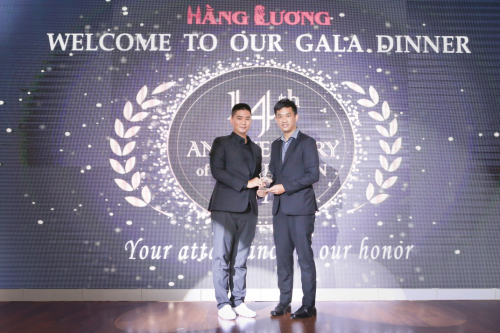 Ông Chong Wai Kit - Giám đốc cục xúc tiến giáo dục Malaysia và giám đốc Hằng Lương tại lễ kỷ niệm 14 năm thành lập Hằng Lương.