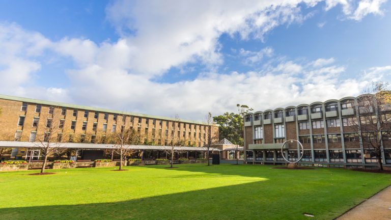Why-are-some-Australian-Universities-lowering-English-standards-768x432