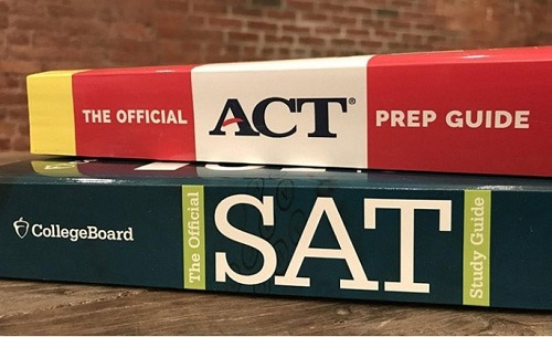 Một học sinh khi đạt mức 1.300 SAT hoặc 30 ACT đã trải qua thời gian dài miệt mài học tại những lớp luyện thi SAT/ACT.