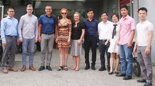 Đại diện Tập đoàn AWO và IET đến thăm Phòng khám Đa khoa Hoàn Mỹ