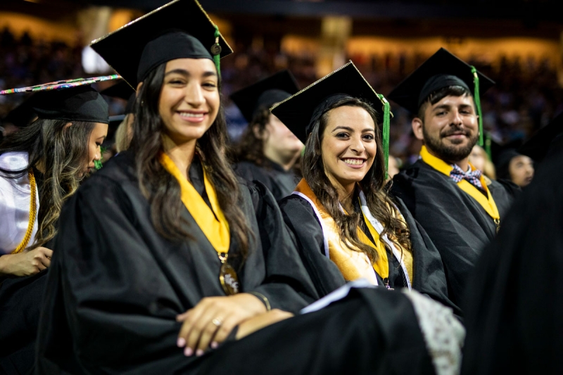 ssdh-univeristy-of-central-florida-sinh-vien-tot-nghiep