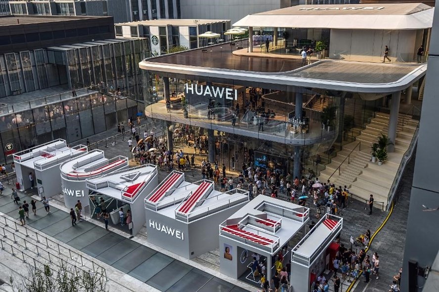 Chàng sinh viên Tá Bằng Phi nhận được mức lương 6,6 tỷ đồng/năm từ Huawei