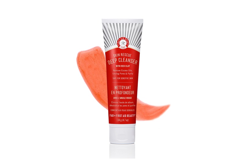 ssdh-first-aid-beauty-skin-rescue-oil-free-mattifying-gel