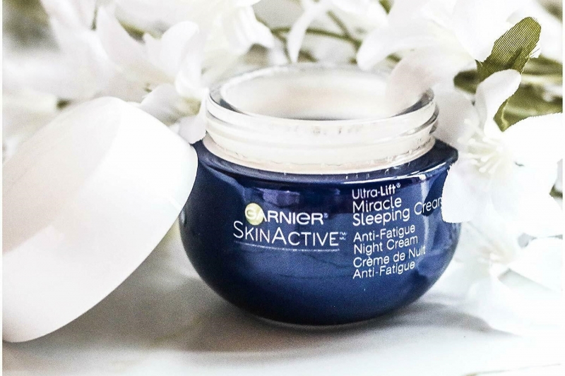 ssdh-garnier-ultra-lift-miracle-anti-fatigue-night-sleeping-cream