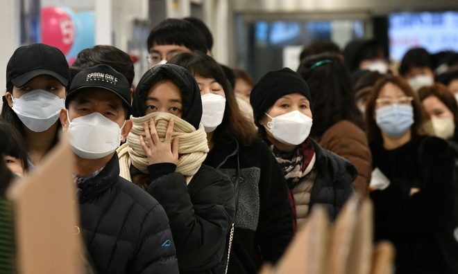 Dịch Covid-19 diễn biến phức tạp tại Hàn trong những ngày gần đây. Ảnh: Getty.