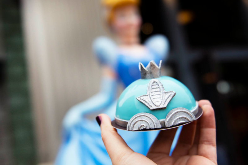 ssdh-cinderella's-carriage-mini-dome