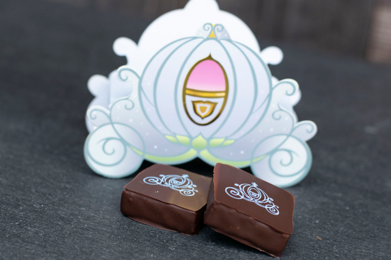 ssdh-cinderella’s-coach-chocolate-box