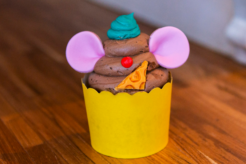 ssdh-greedy-gus-gus-cupcake