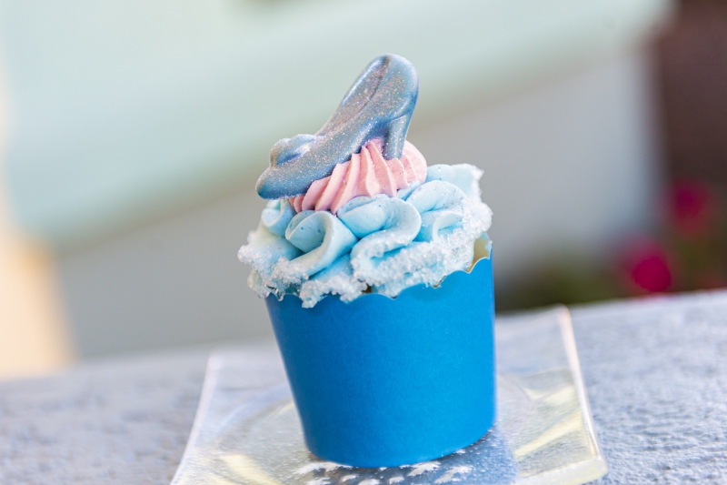 ssdh-the-glass-slipper-cupcake