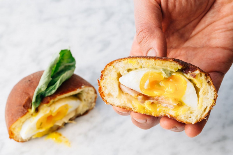 ssdh-basil-eggs-benedict-doughnut