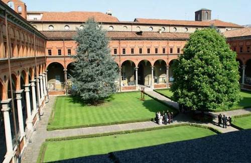 Khuôn viên trường Đại học Cattolica, Italy.
