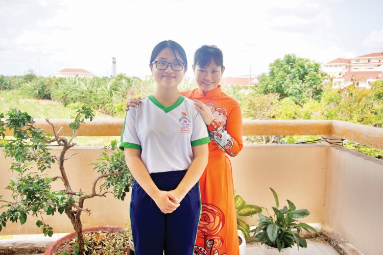 Phương Uyên là học sinh xuất sắc và là niềm tự hào của Trường THPT chuyên Lý Tự Trọng.