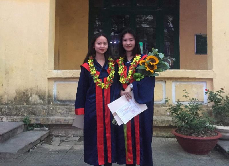 Nhiều năm liên tiếp Thuỳ Dương là học sinh xuất sắc, chiến thắng ở nhiều giải thưởng khác nhau liên quan đến môn tiếng Anh.