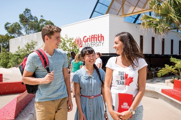 Griffith University và Griffith College có nhiều suất học bổng hấp dẫn cho học sinh, sinh viên.