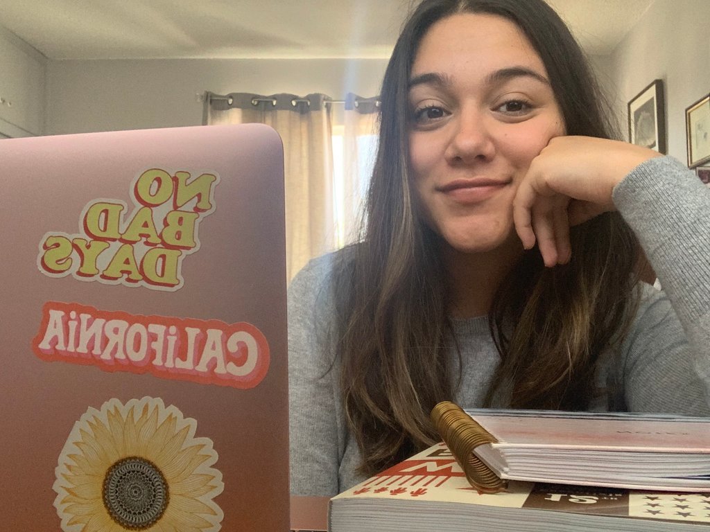 Stephany da Silva Triska, một du học sinh tại Đại học bang California